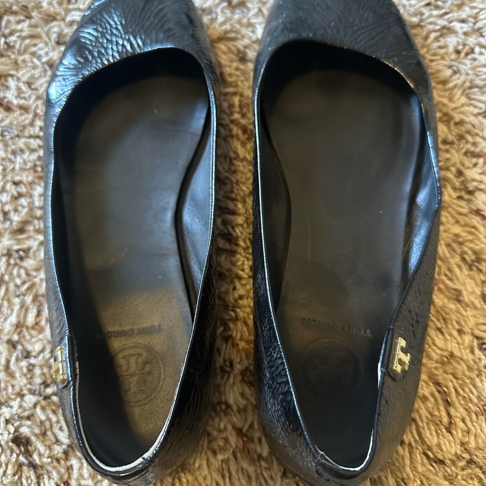 Tory Burch Textured Black Flats